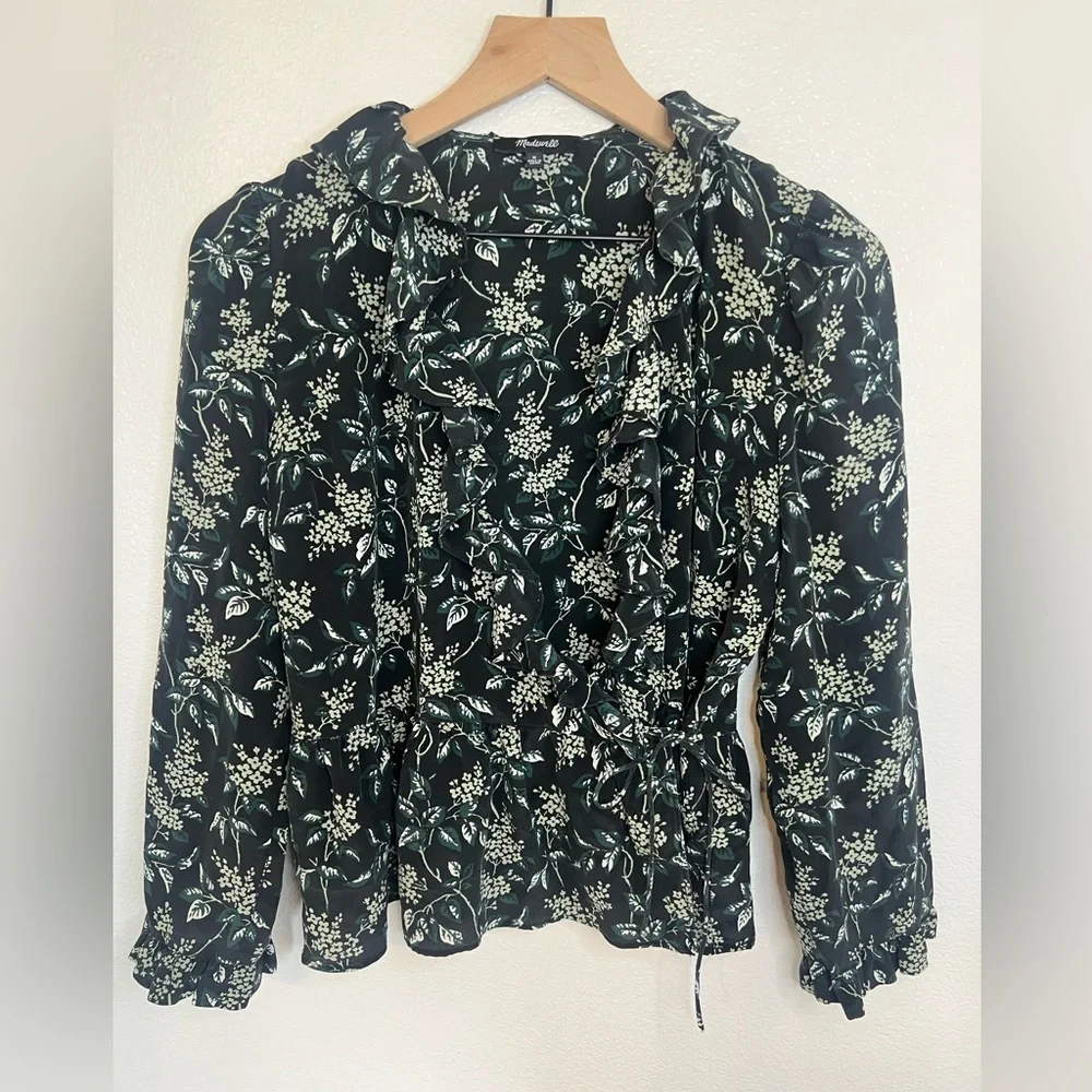 Madewell Silk Ruffle-Hem Wrap Top in Antique Flora Medium - Picture 3 of 10